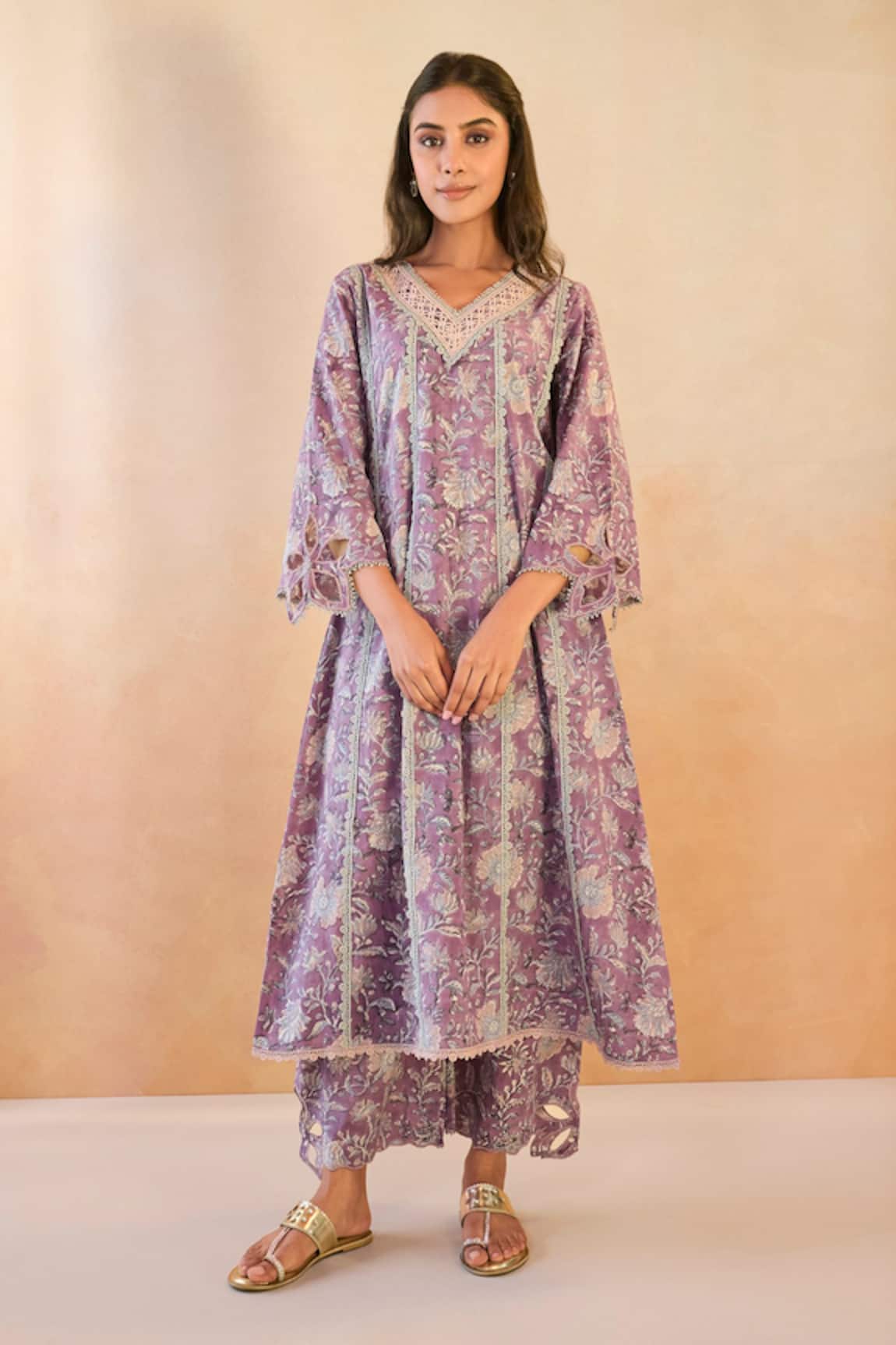 Nero India Mauve Chintz Cutwork Cotton Kurta & Pants 