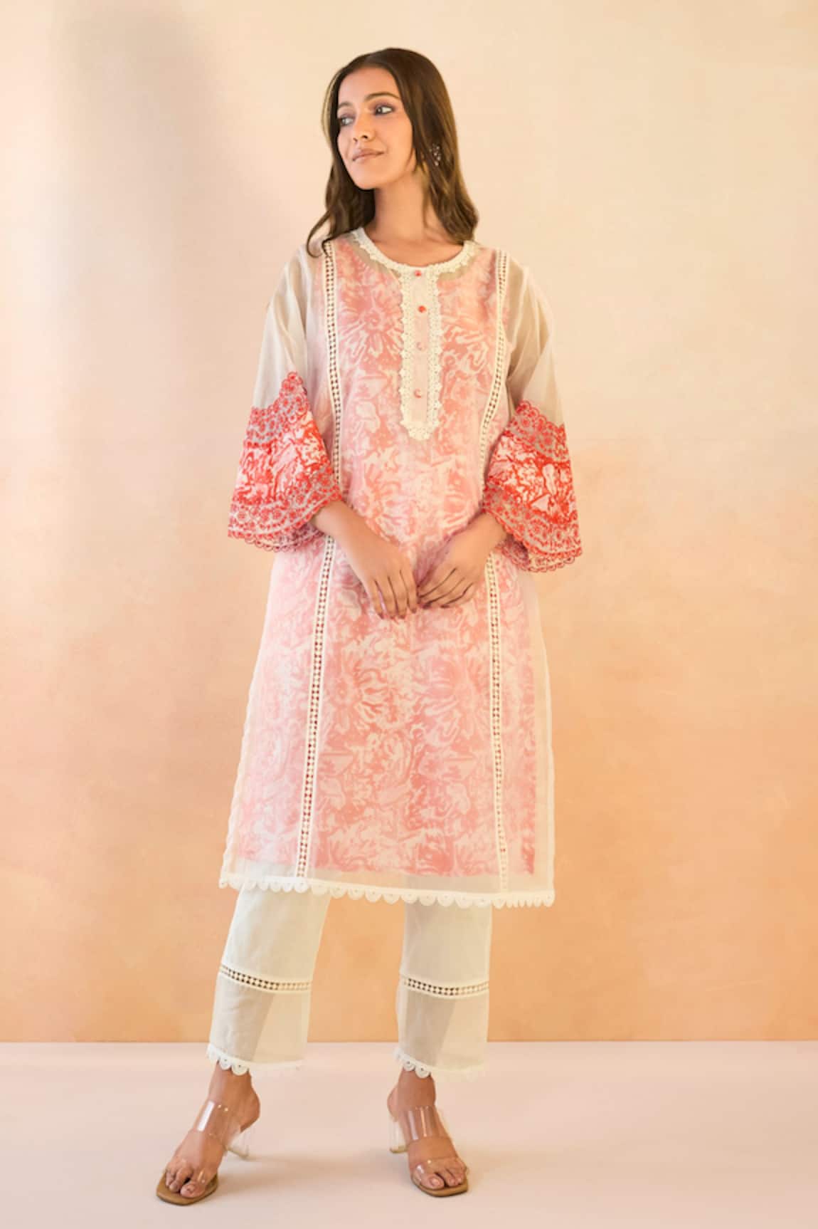 Nero India Rose Floral Embroidered Kurta & Pant Set 