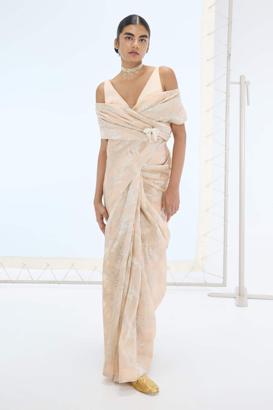 Ekaya Banaras Designer Peach Handwoven Saree Set 