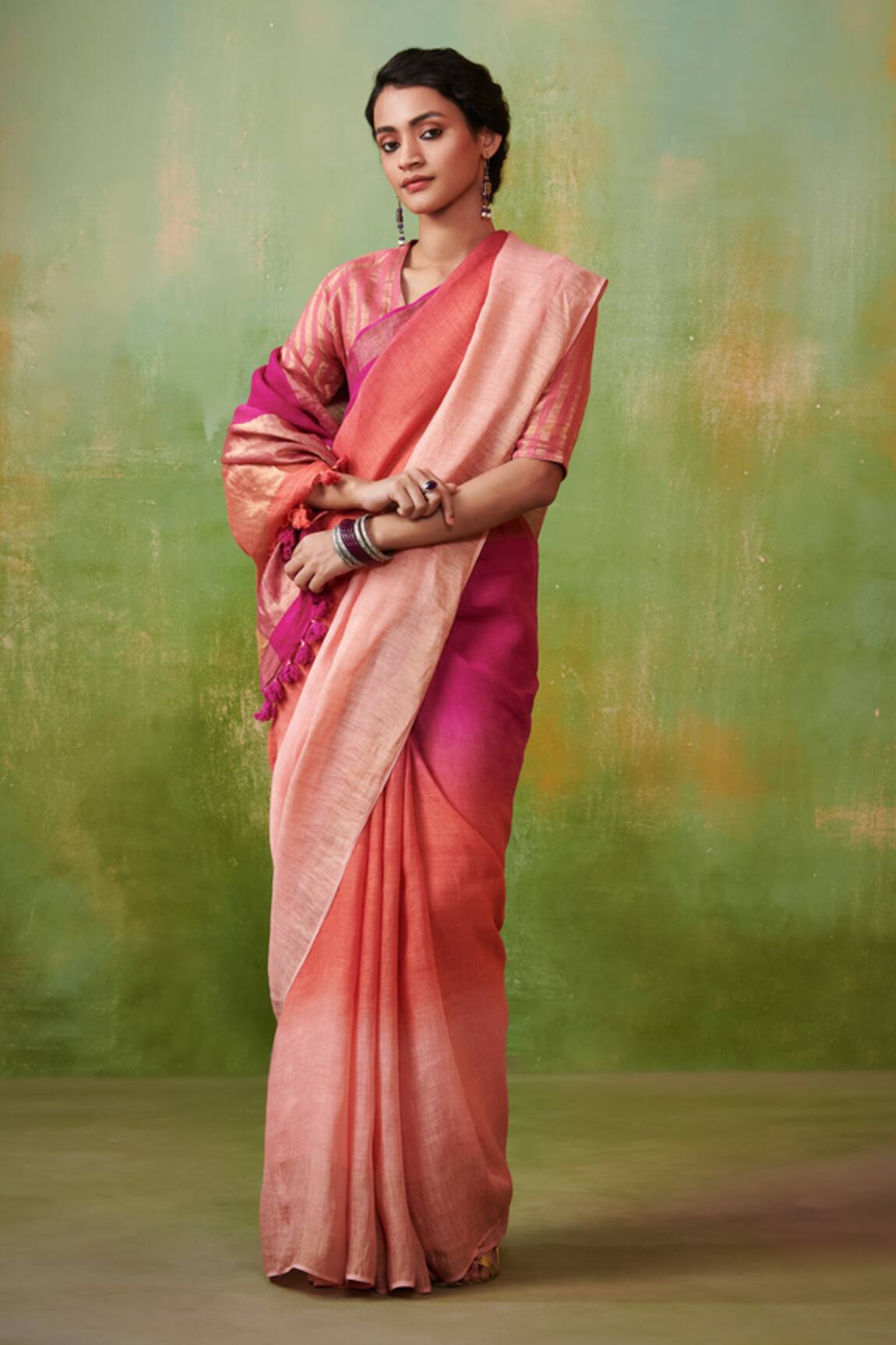 Dressfolk Ombre Magenta Handloom Linen Saree 