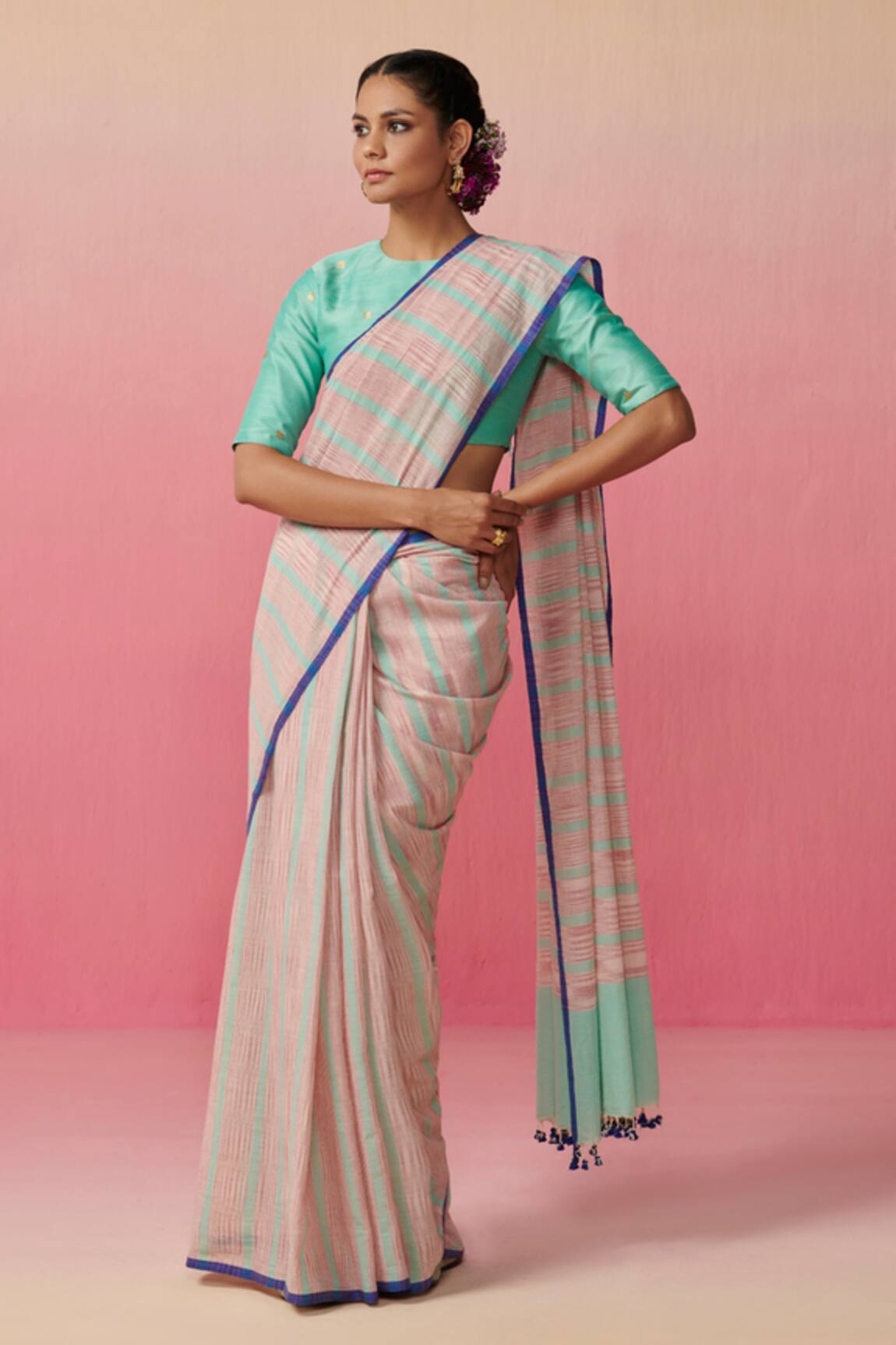 Dressfolk Handloom Linen Ombre Saree Set 