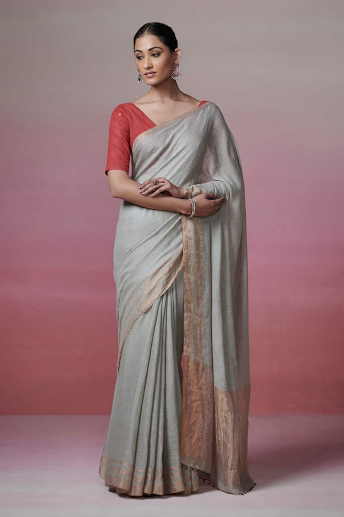 Dressfolk Grey Handloom Linen Saree Set 