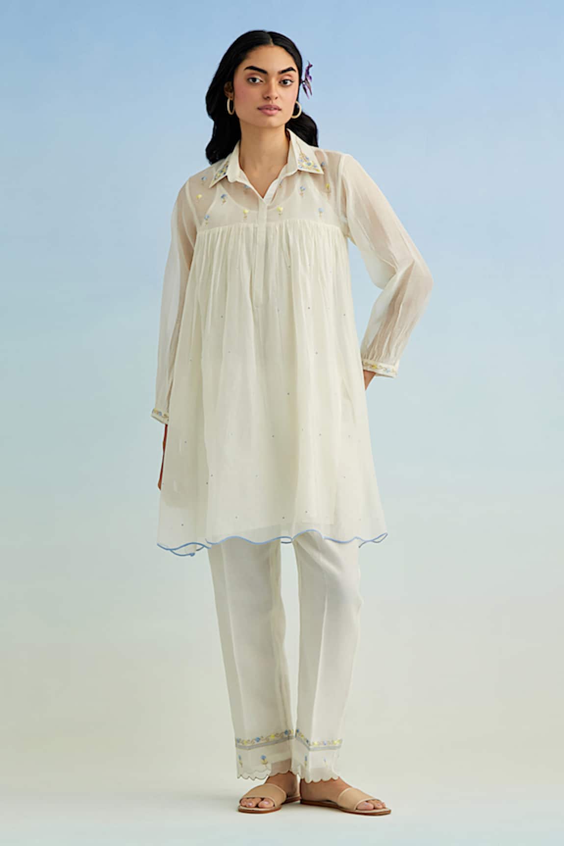 Anantaa By Roohi Ivory Mul Chanderi Kurta Pant Set 