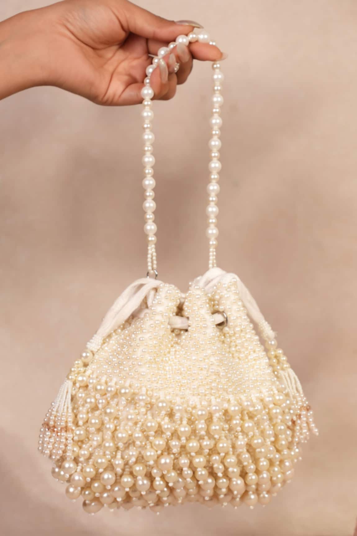 House Of Kosha Ivory Pearl Embellished Potli 