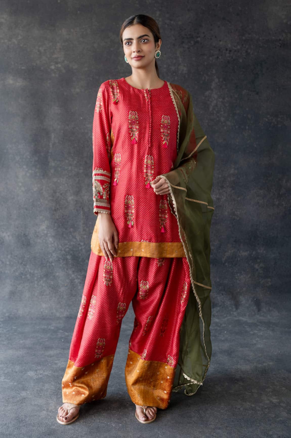 Shachi Sood Red Hand Embroidered Kurta Set 