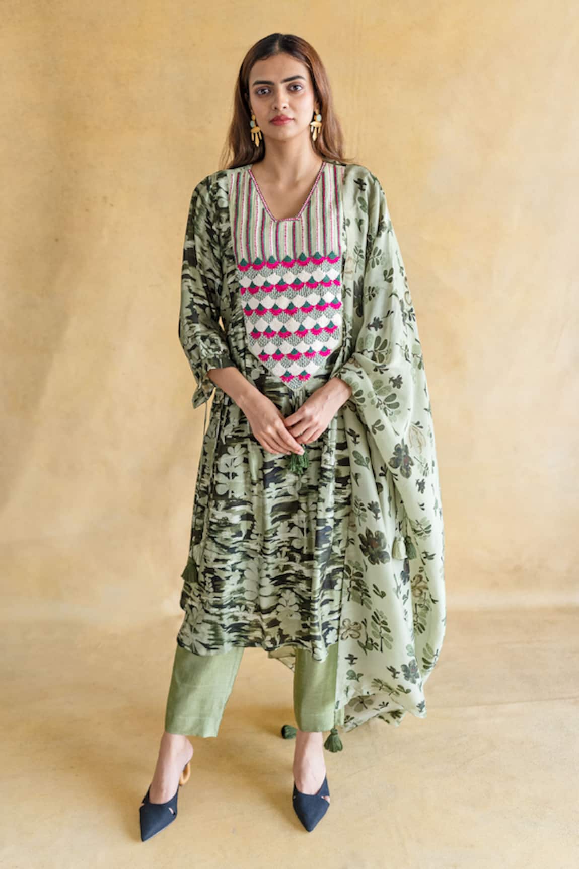 Shachi Sood Amber Raas Kurta Set 