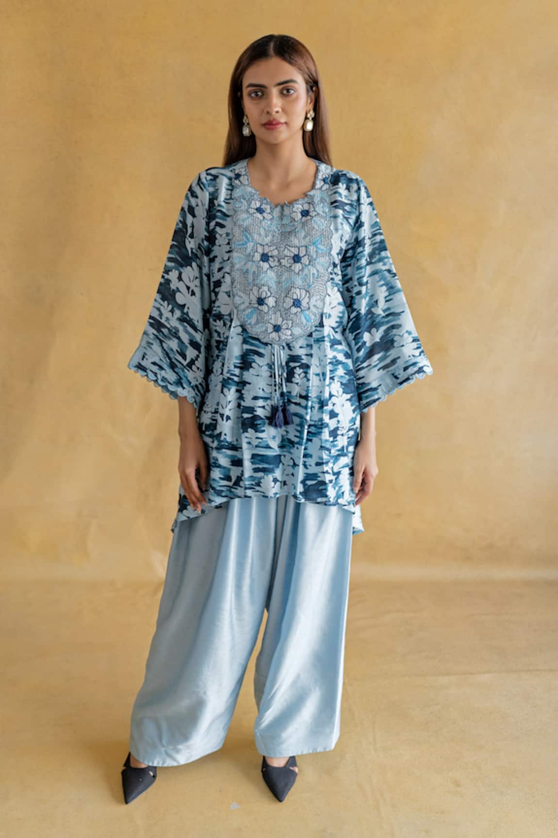 Shachi Sood Luna Kurta & Farsi Salwar Set 