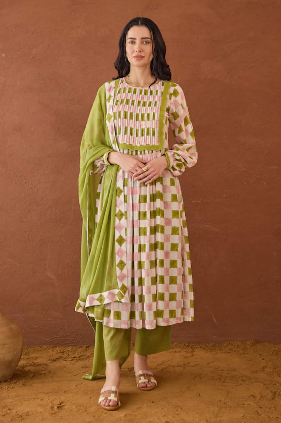 Taro Rosewood Plaid Kurta Set 