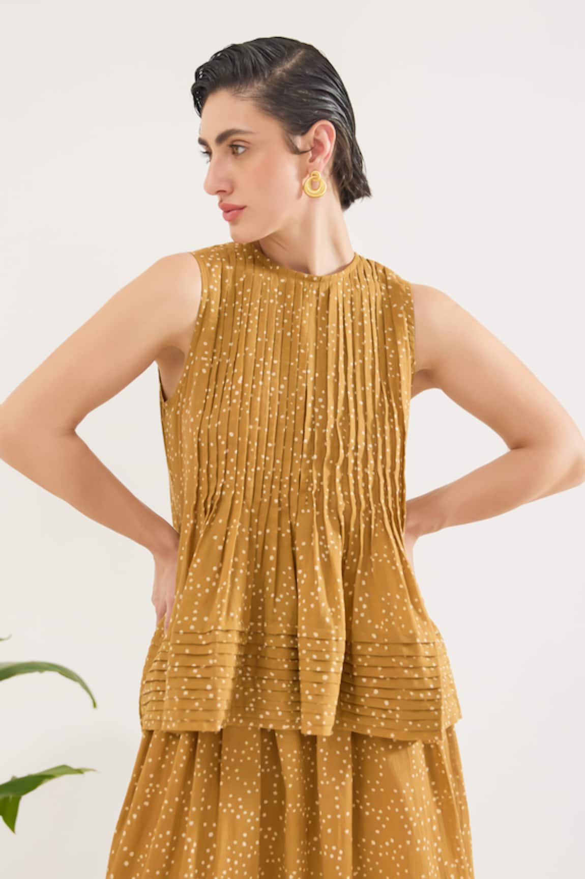 Taro Mustard Mirage Top 