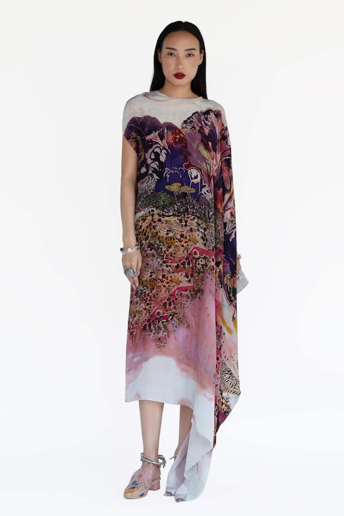 Amka Designer Tareli Kaftan in Rose Pink