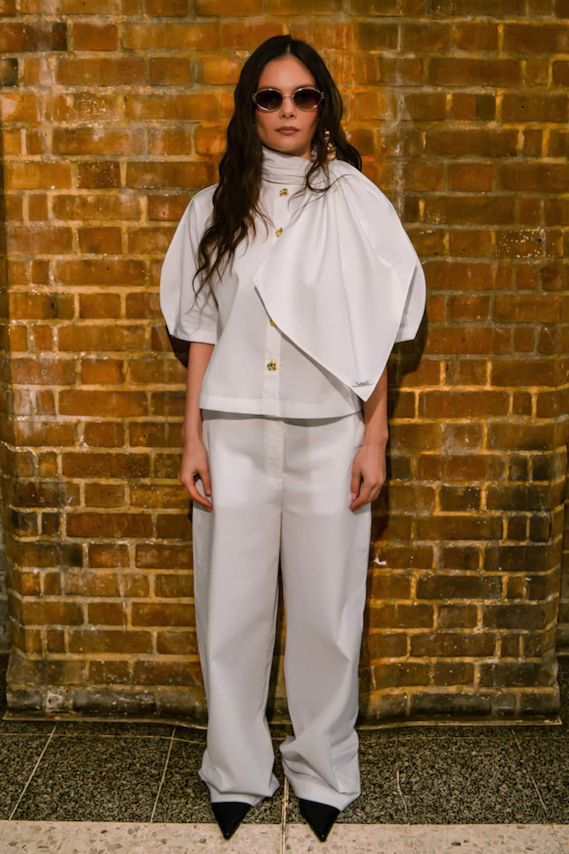 Therealb Designer White Top & Pant Set 