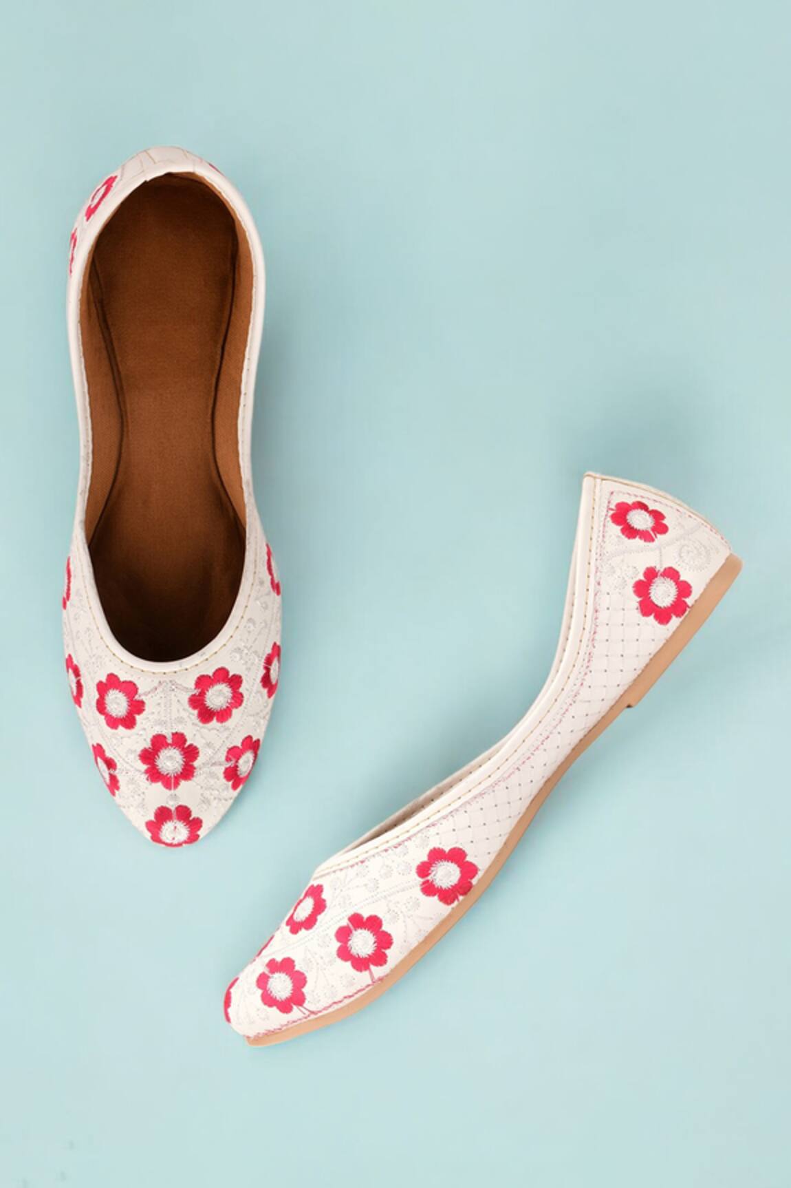 Nazaakat By Samara Singh Floral Embroidered Multi Color Juttis 