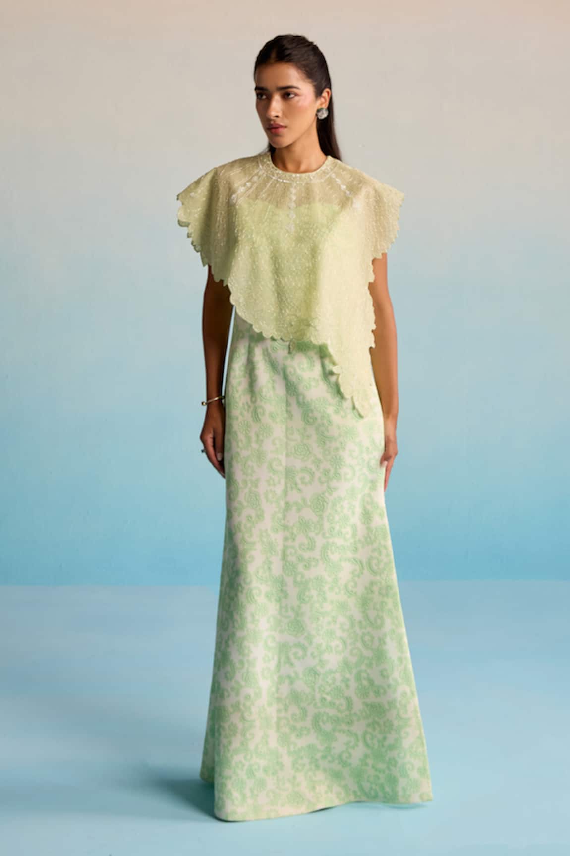 House Of Armuse Green Cape Set 