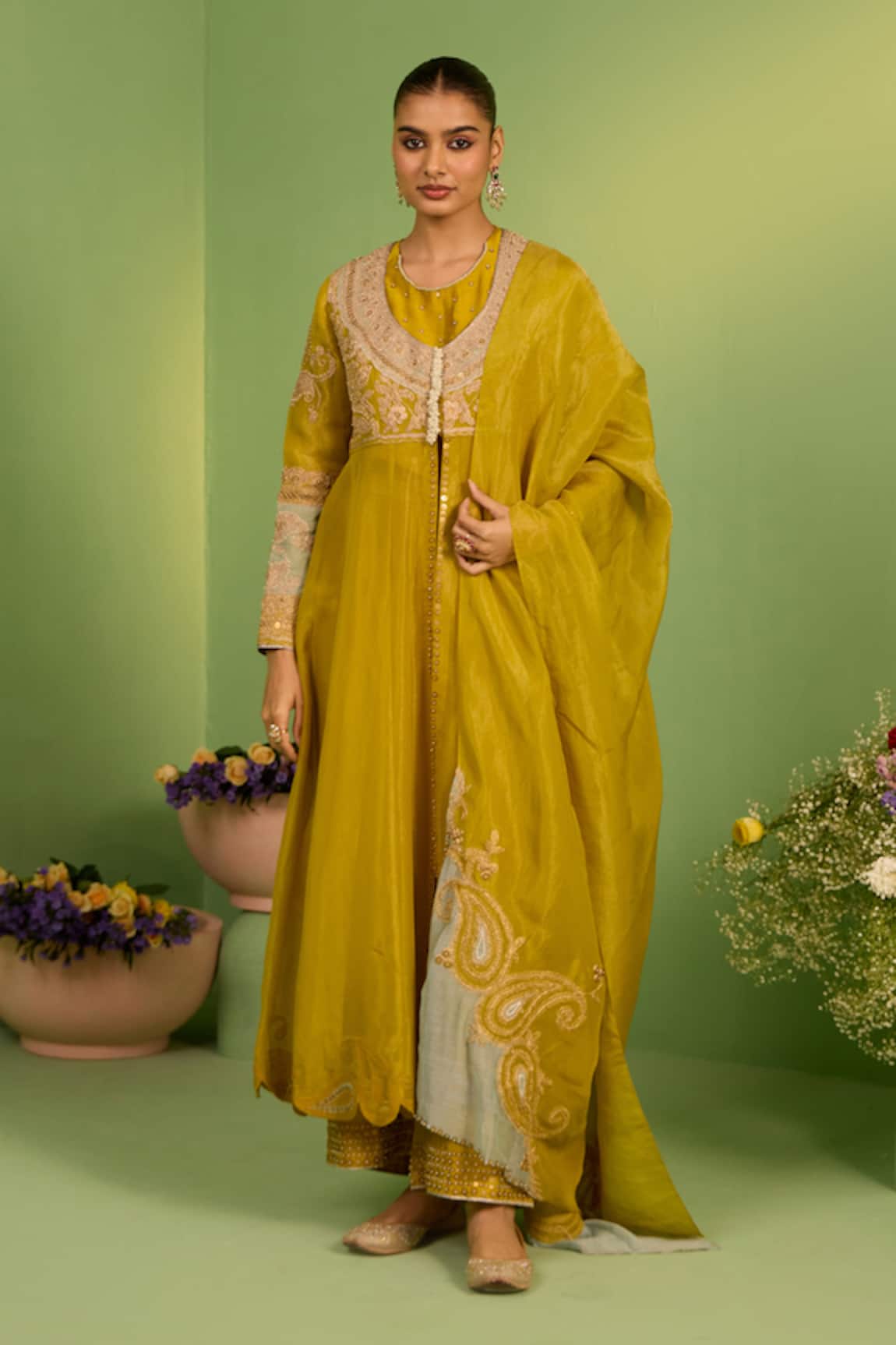House Of Armuse Designer Zardozi Pearl Work Suit Set 