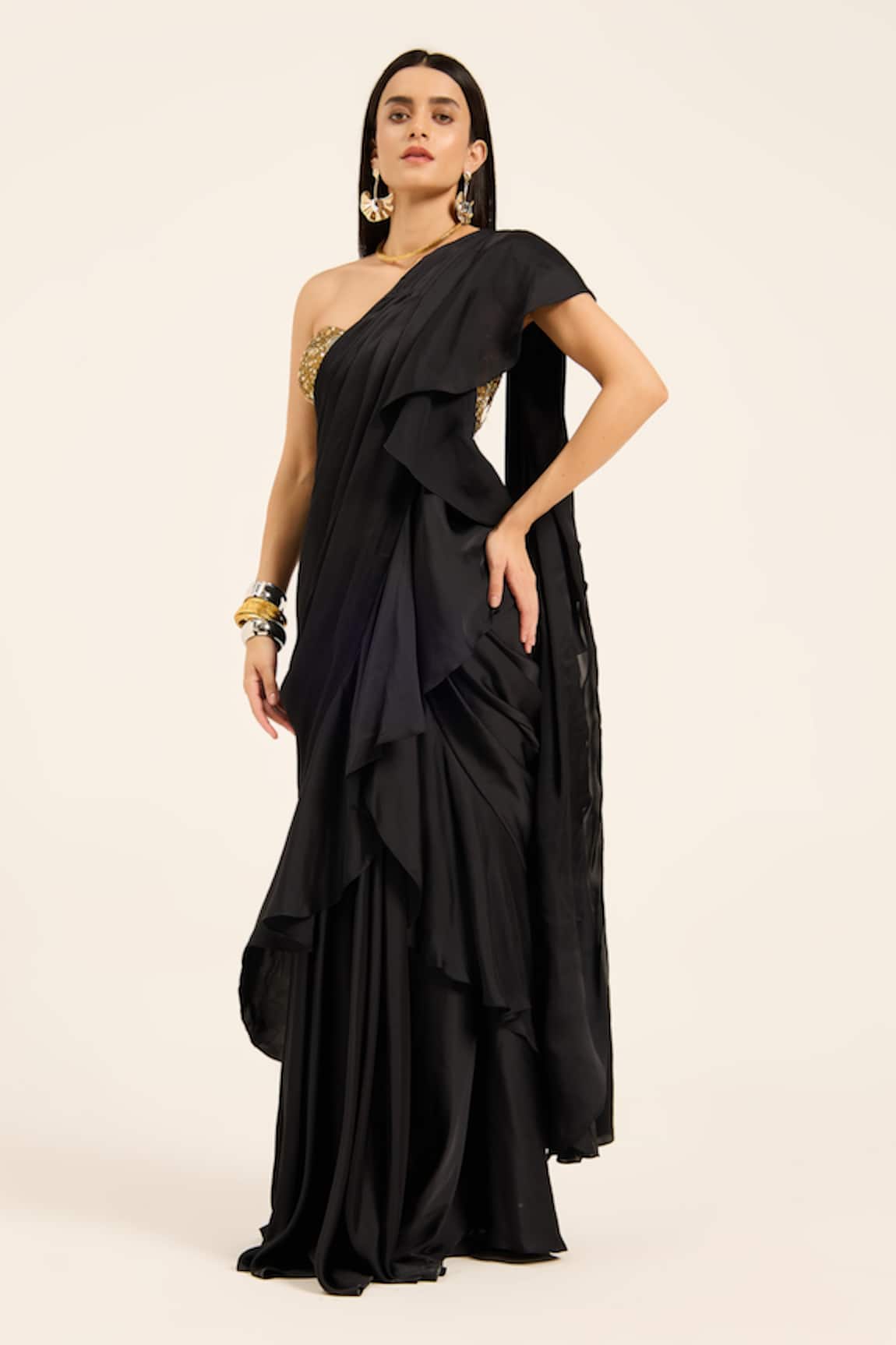 Ruhr India Black Hand-Embroidered Kali Saree Set 