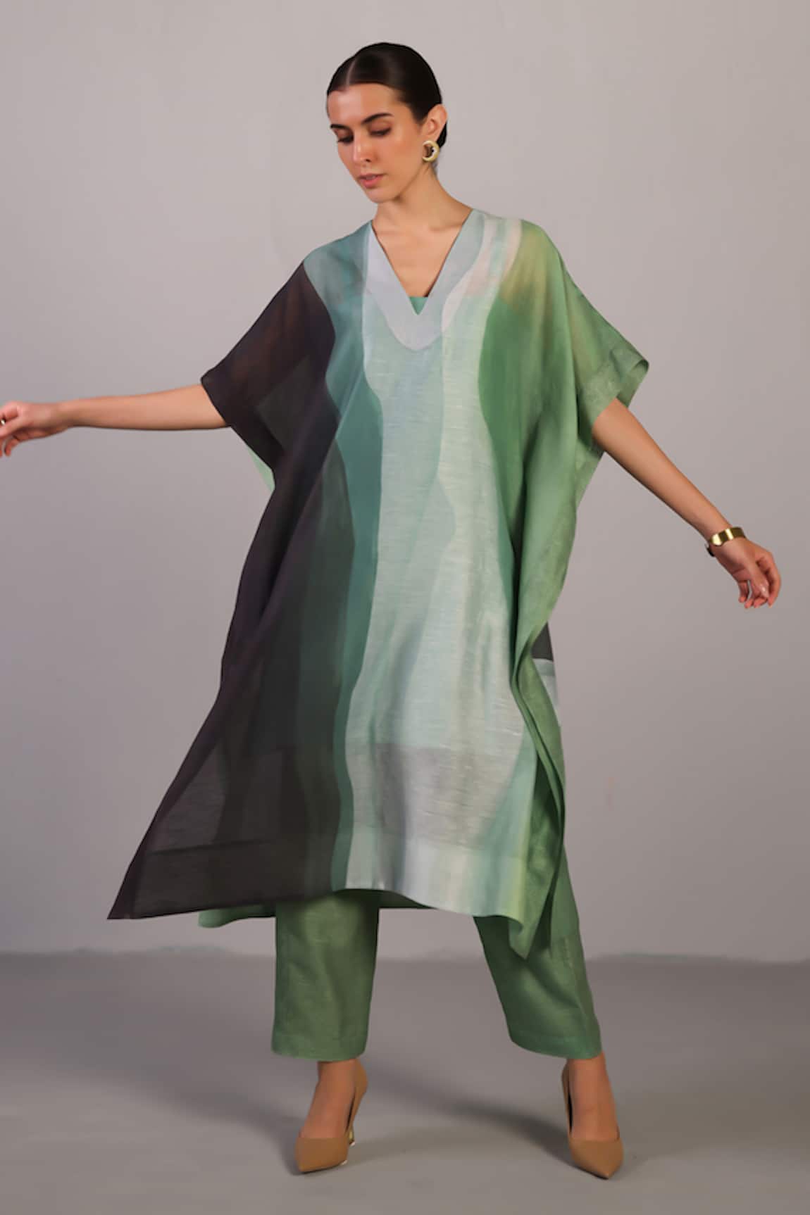 Clos Designer Abstract Kaftan & Pant Set 