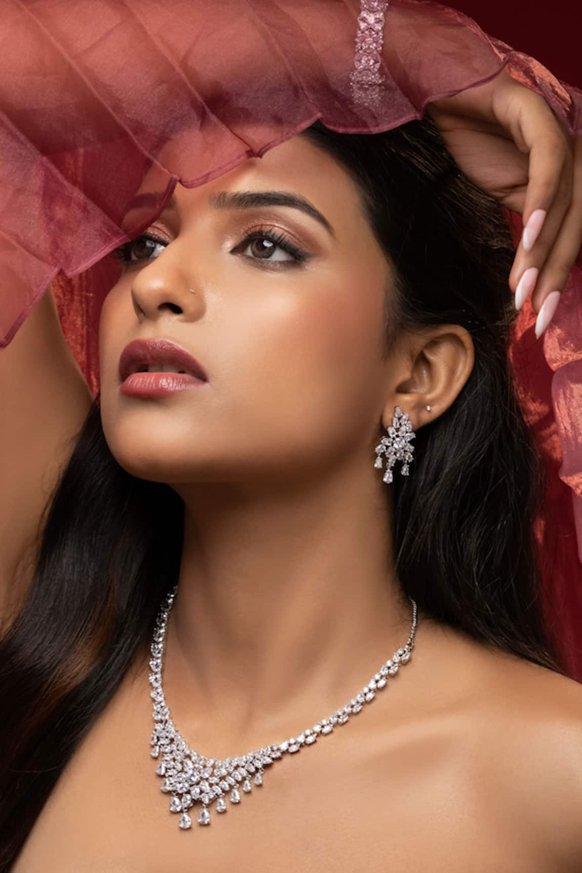 Prihan Luxury Jewelry Rhodium Plated White Necklace & Earring Set 