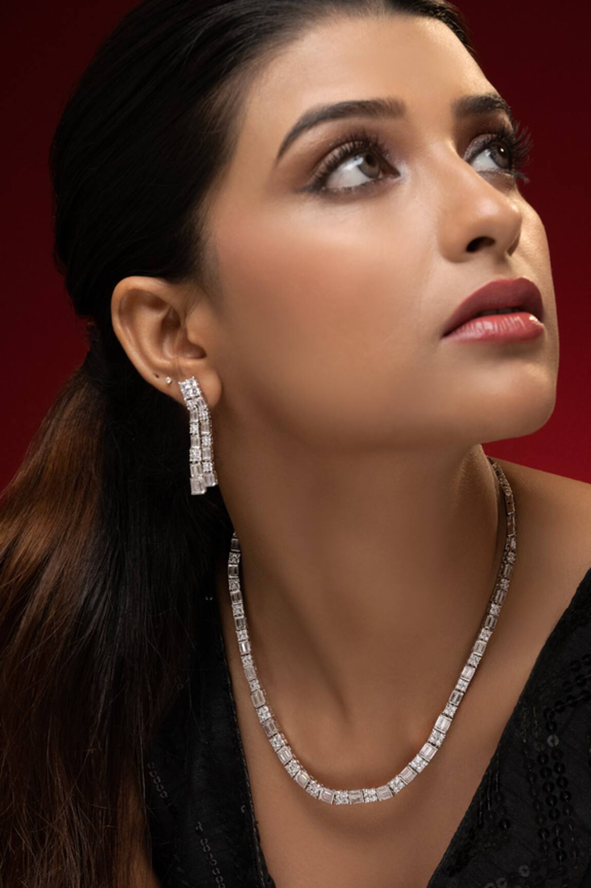Prihan Luxury Jewelry Rhodium Plated White Necklace & Earring Set