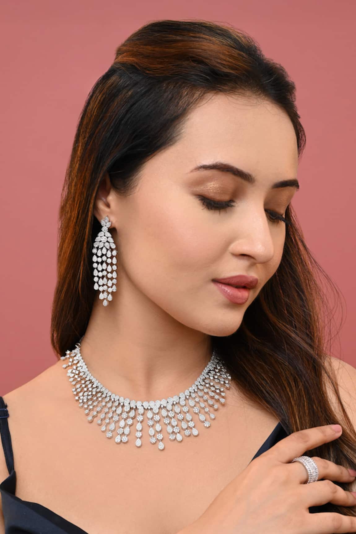 Prihan Luxury Jewelry Rhodium Plated White Necklace & Earring Set 
