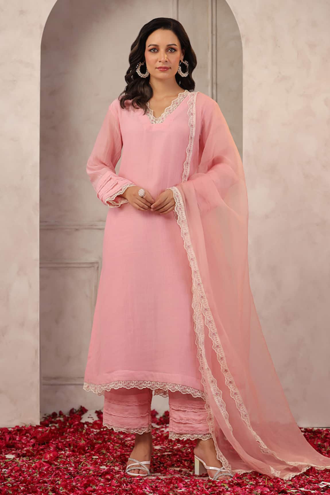 Anshu Wadhwa Chanderi Pink Kurta Set With Dupatta 