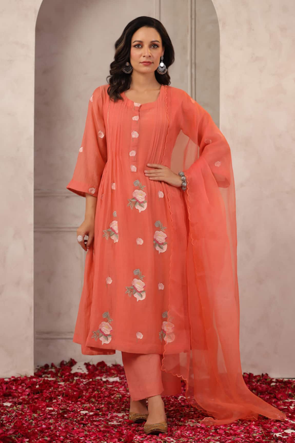 Anshu Wadhwa Peach Chanderi Embroidered Kurta Set 