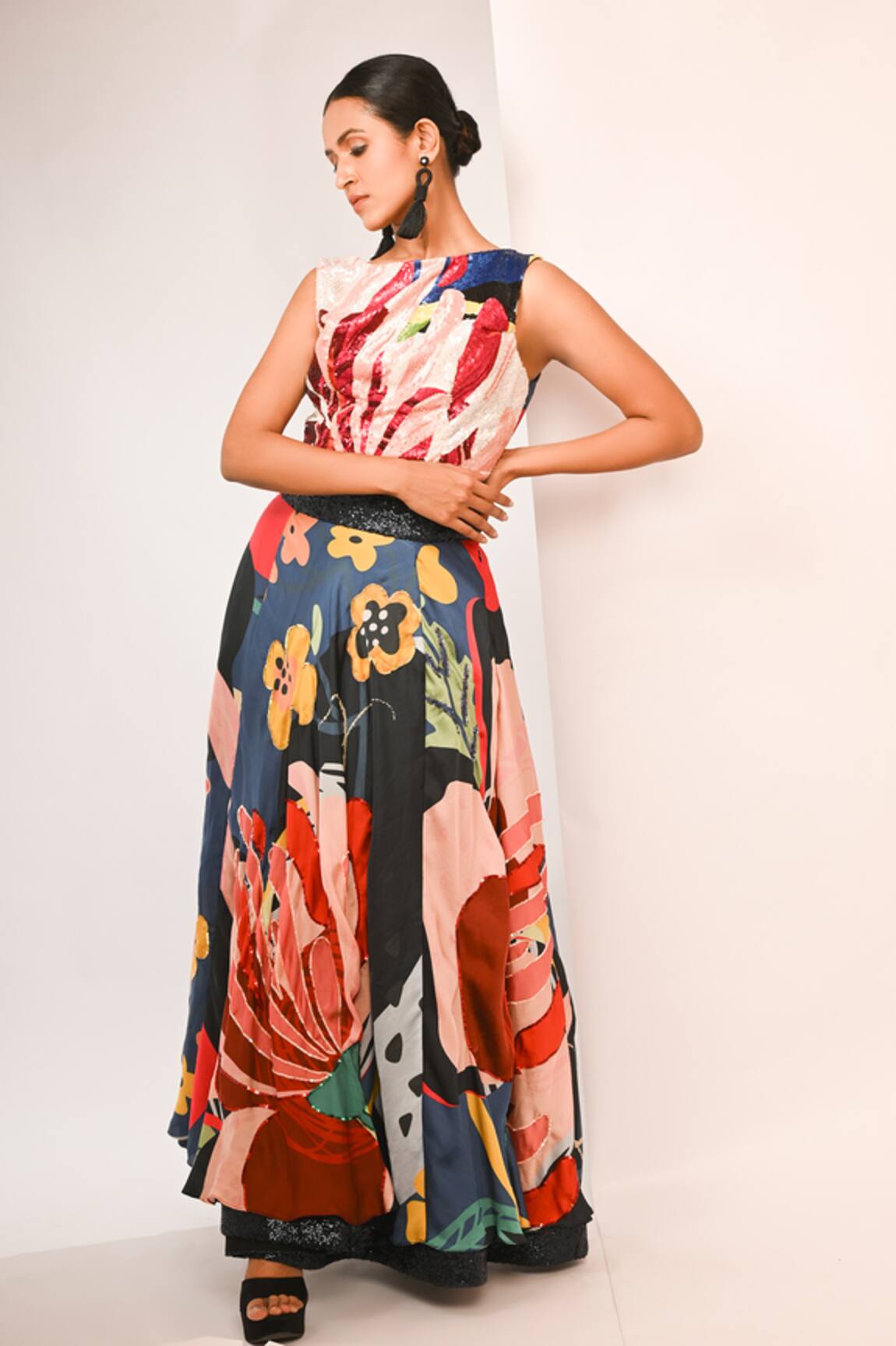 Rimi Nayak Abstract Floral Printed Crop Top 