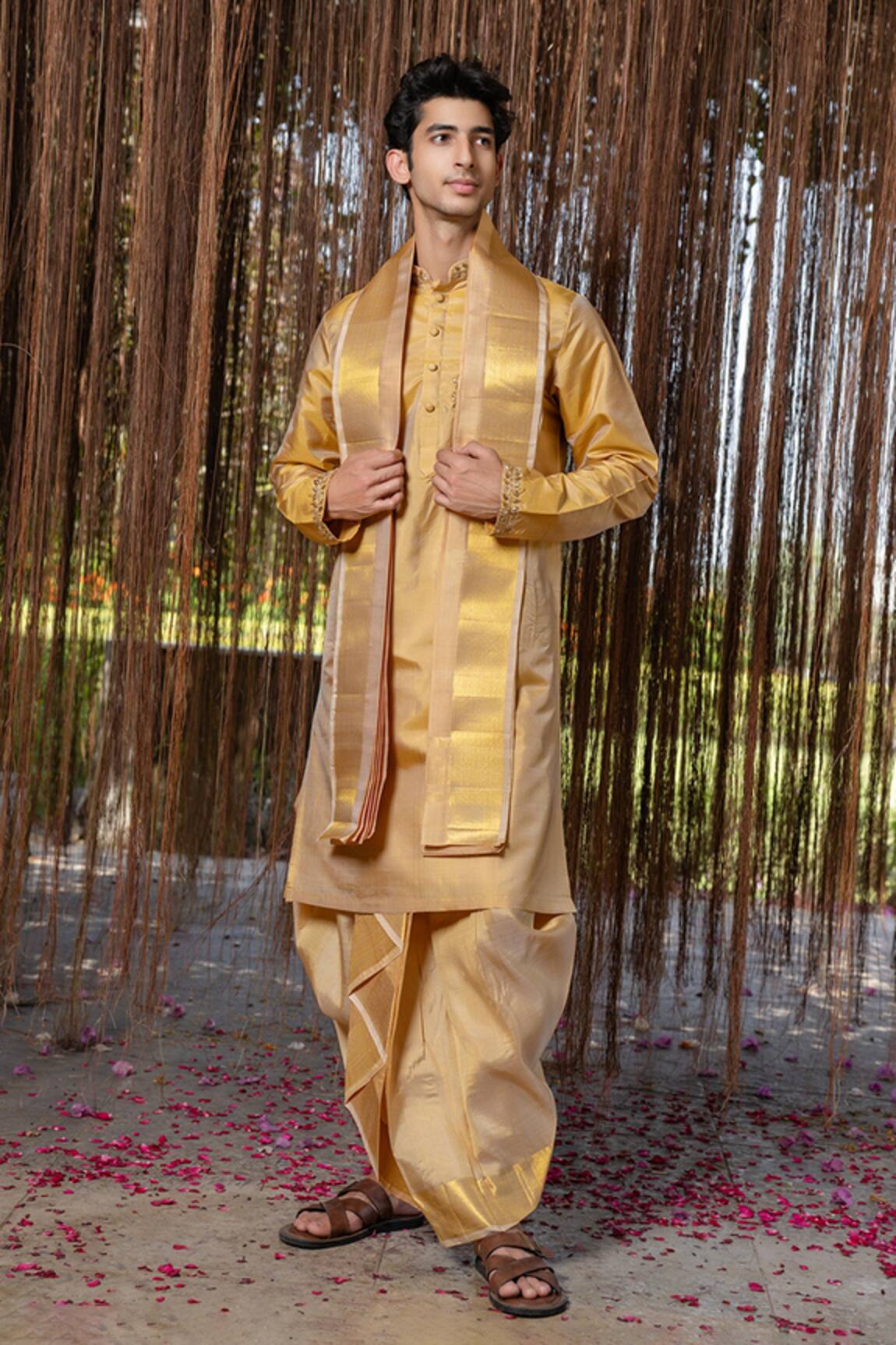 Hilo Design Gold Kanjivaram Embroidered Pattu Set 