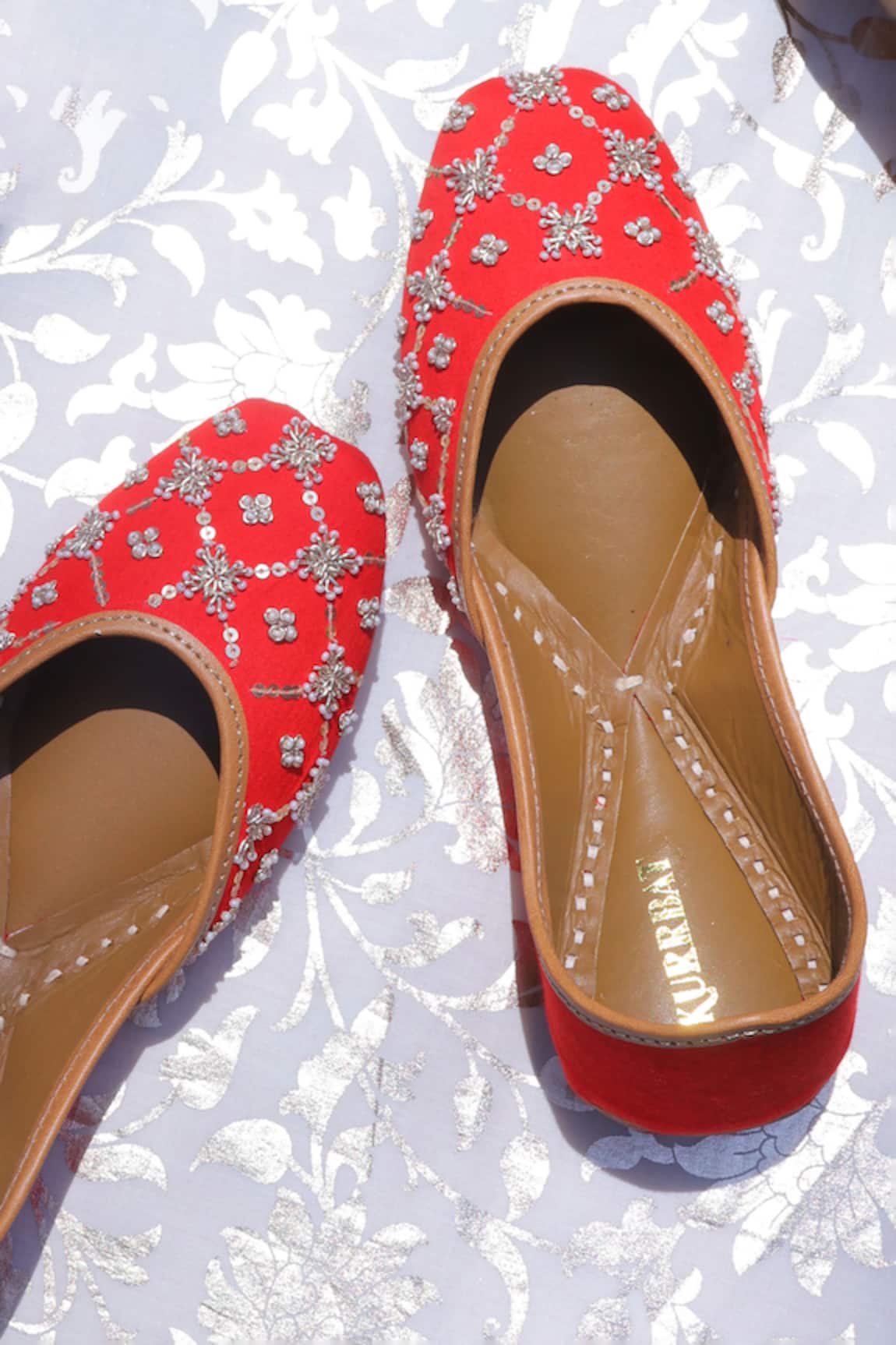Kurrbat Designer Red Jalsa Juttis 