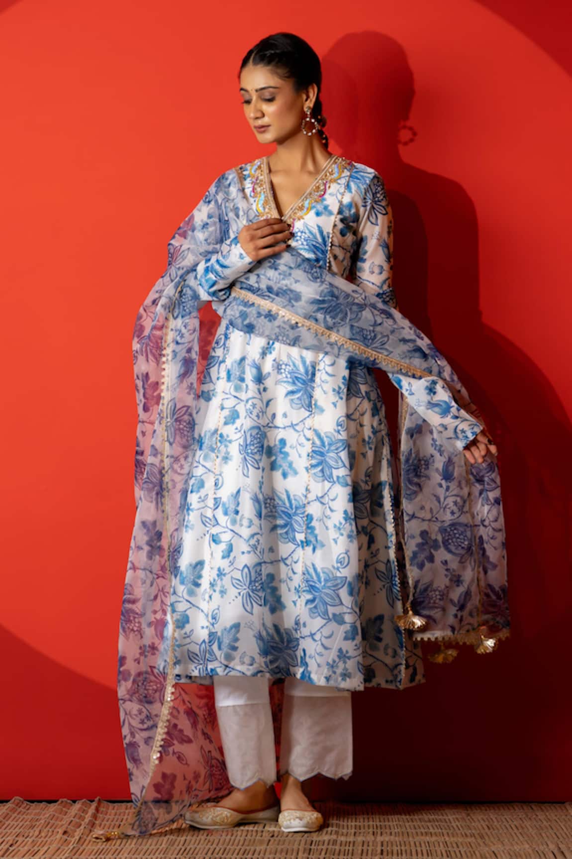 Yuvraani Jaipur Ivory & Blue Chanderi Kurta Set 