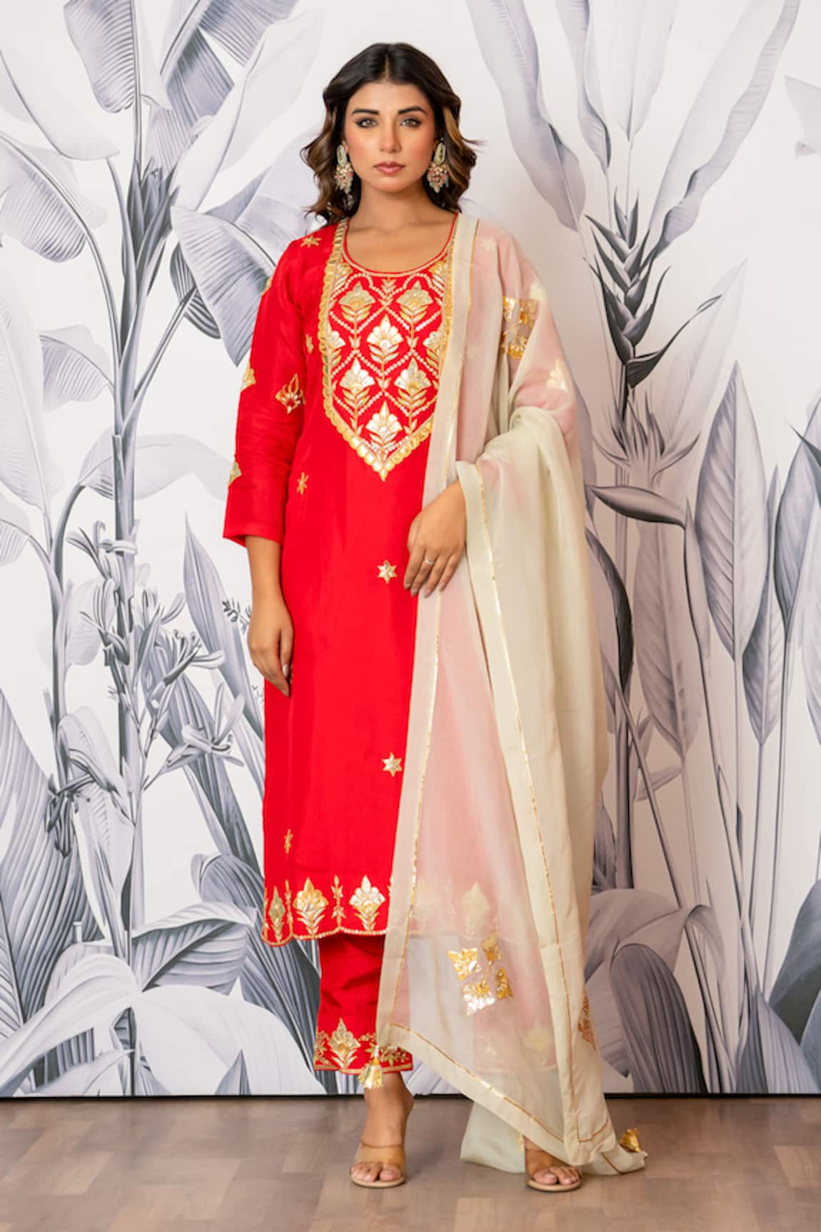 Yuvraani Jaipur Designer Red Kurta Set with Dupatta 