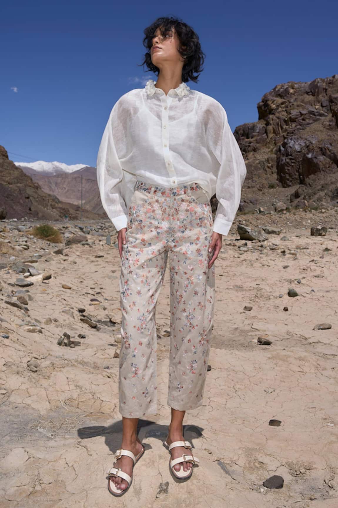 Dash And Dot Floral Embroidered Linen Pant 