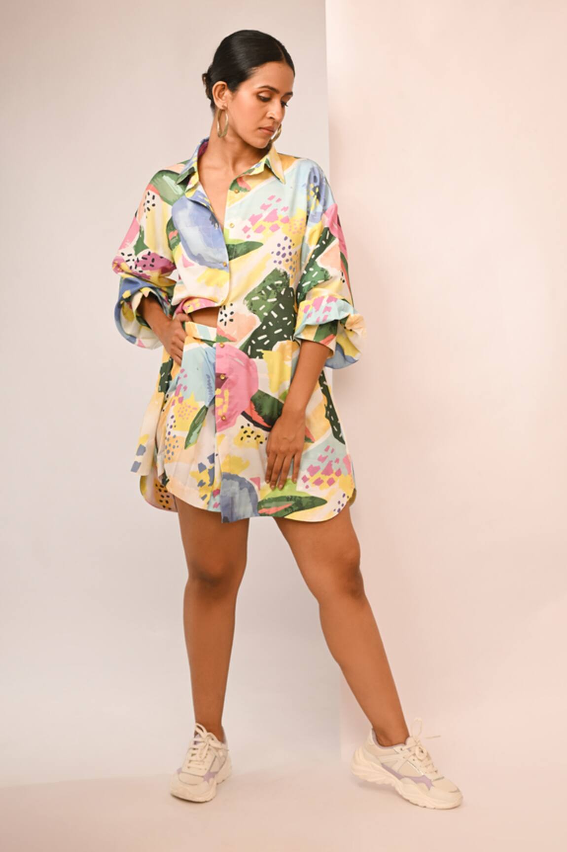 Rimi Nayak Multicolour Floral Printed Box Pleated Shorts 
