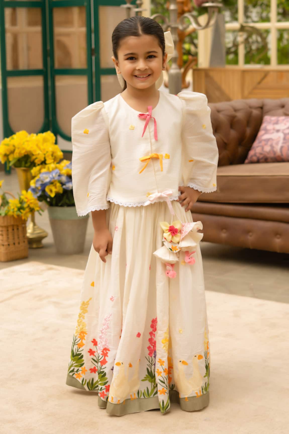 Fayon Kids Off White Designer Lehenga & Blouse Set 