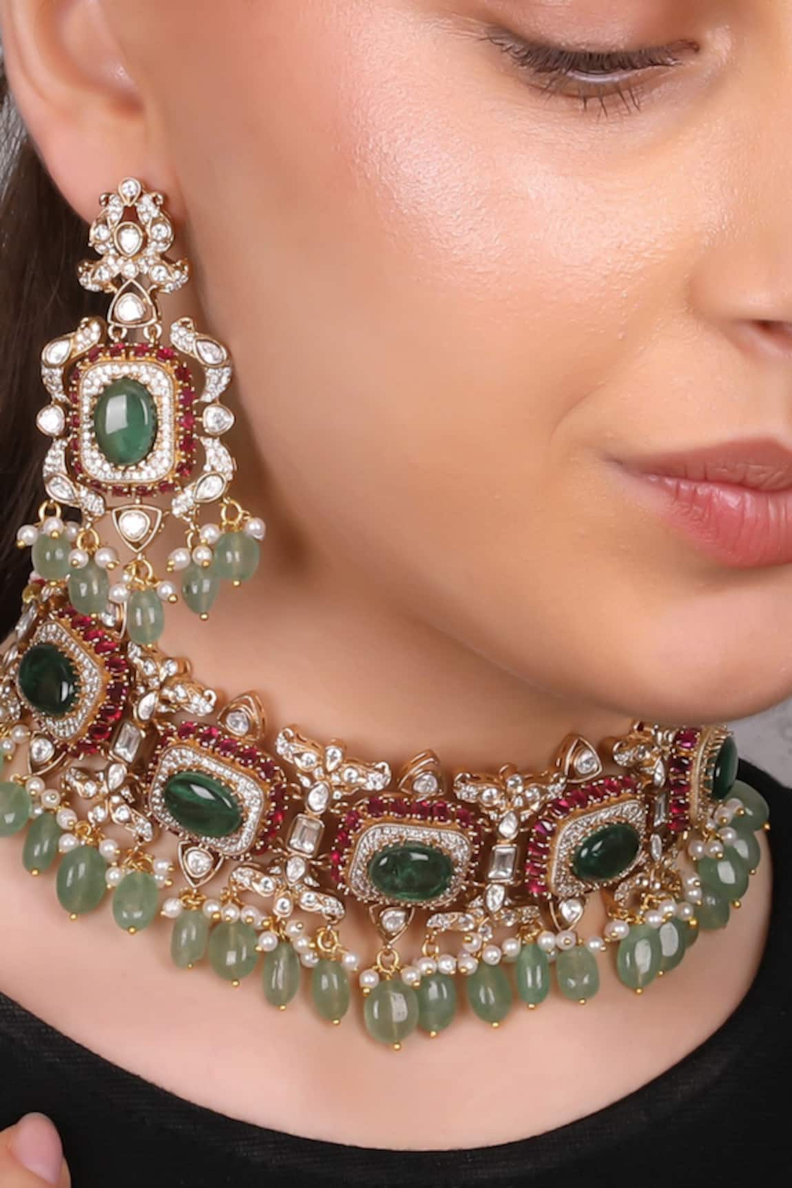 Queens Jewels Noor Kundan Choker Set With Beads 