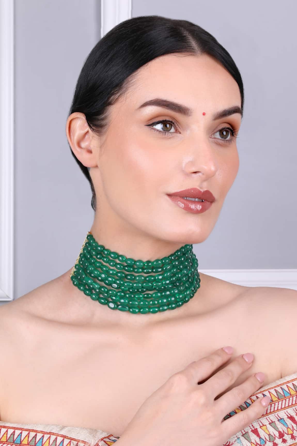 Queens Jewels Emerald Green Radiance Multilayer Choker 