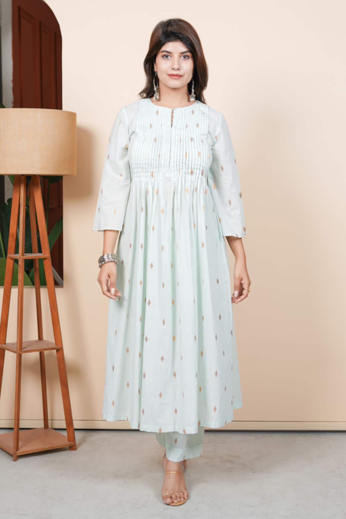 Taro Mint Pintuck Kurta & Pant Set 
