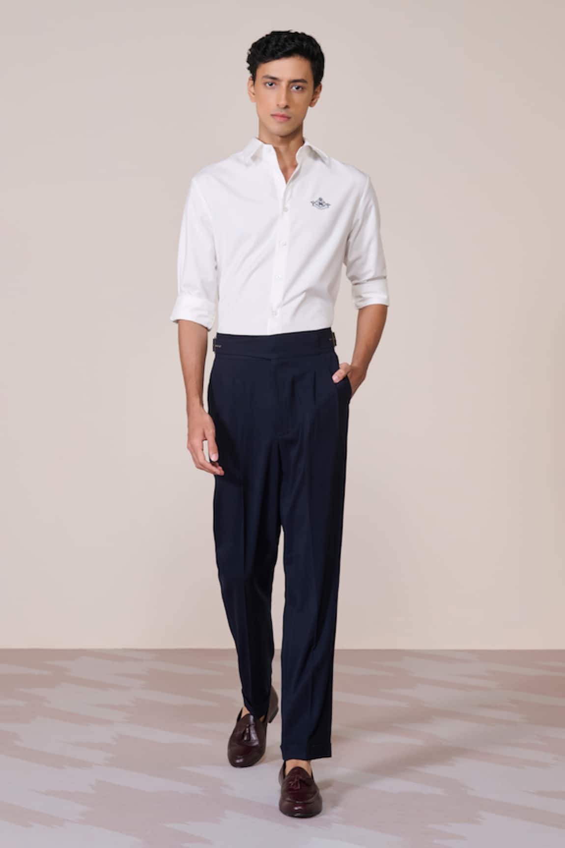 S&N By Shantnu Nikhil Classic Offwhite Embroidered Shirt 
