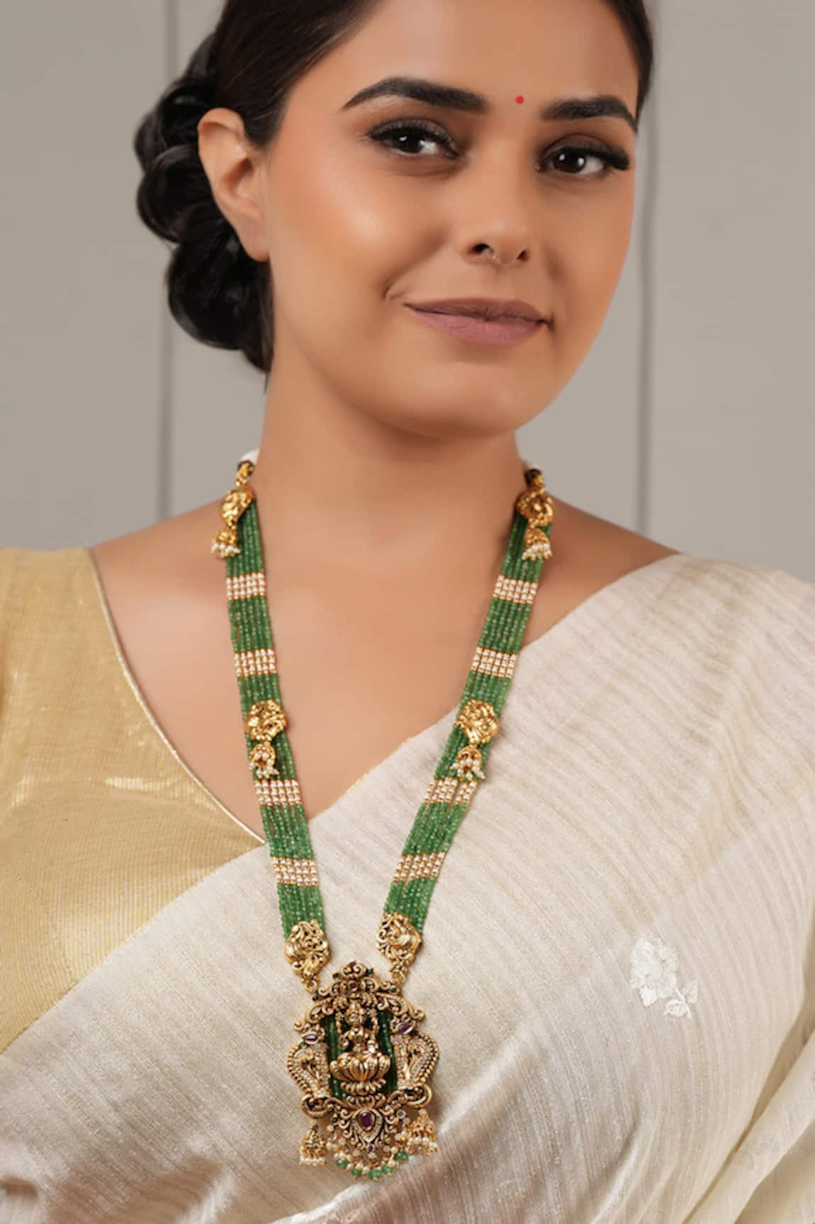 Smars Jewelry Gold Pearl Synthetic Stone Necklace 