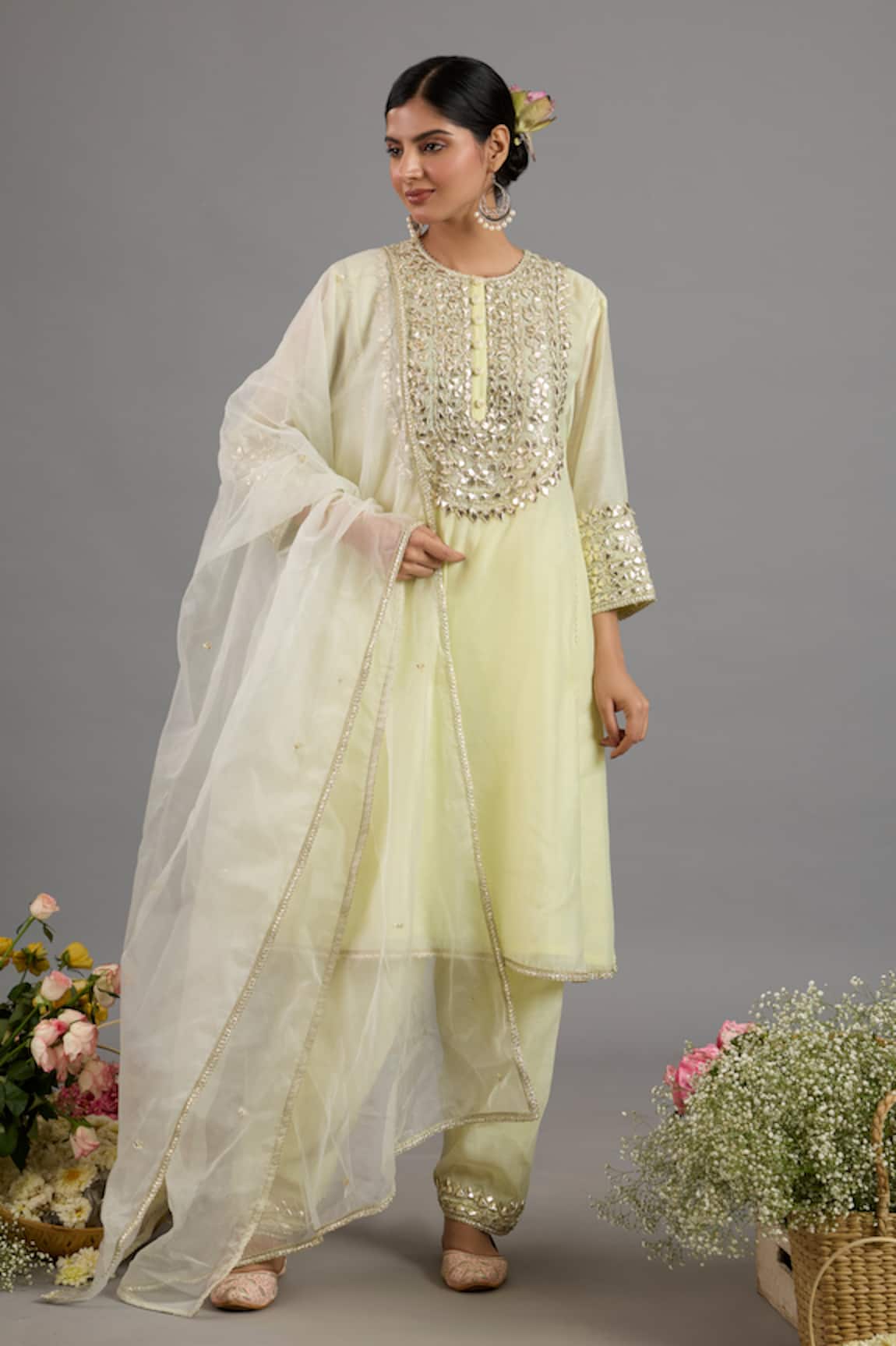 Saina Kapoor Yellow Chanderi Kurta Set With Dupatta 