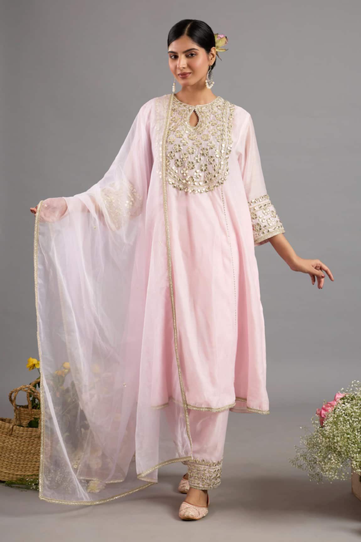 Saina Kapoor Baby Pink Chanderi Embroidered Kurta Set 