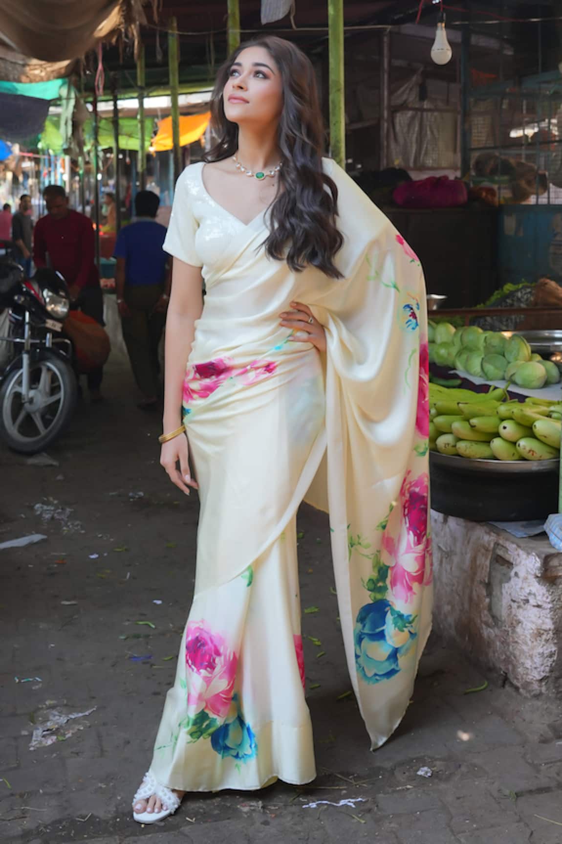 Studio 113 White Abstract Floral Print Saree 