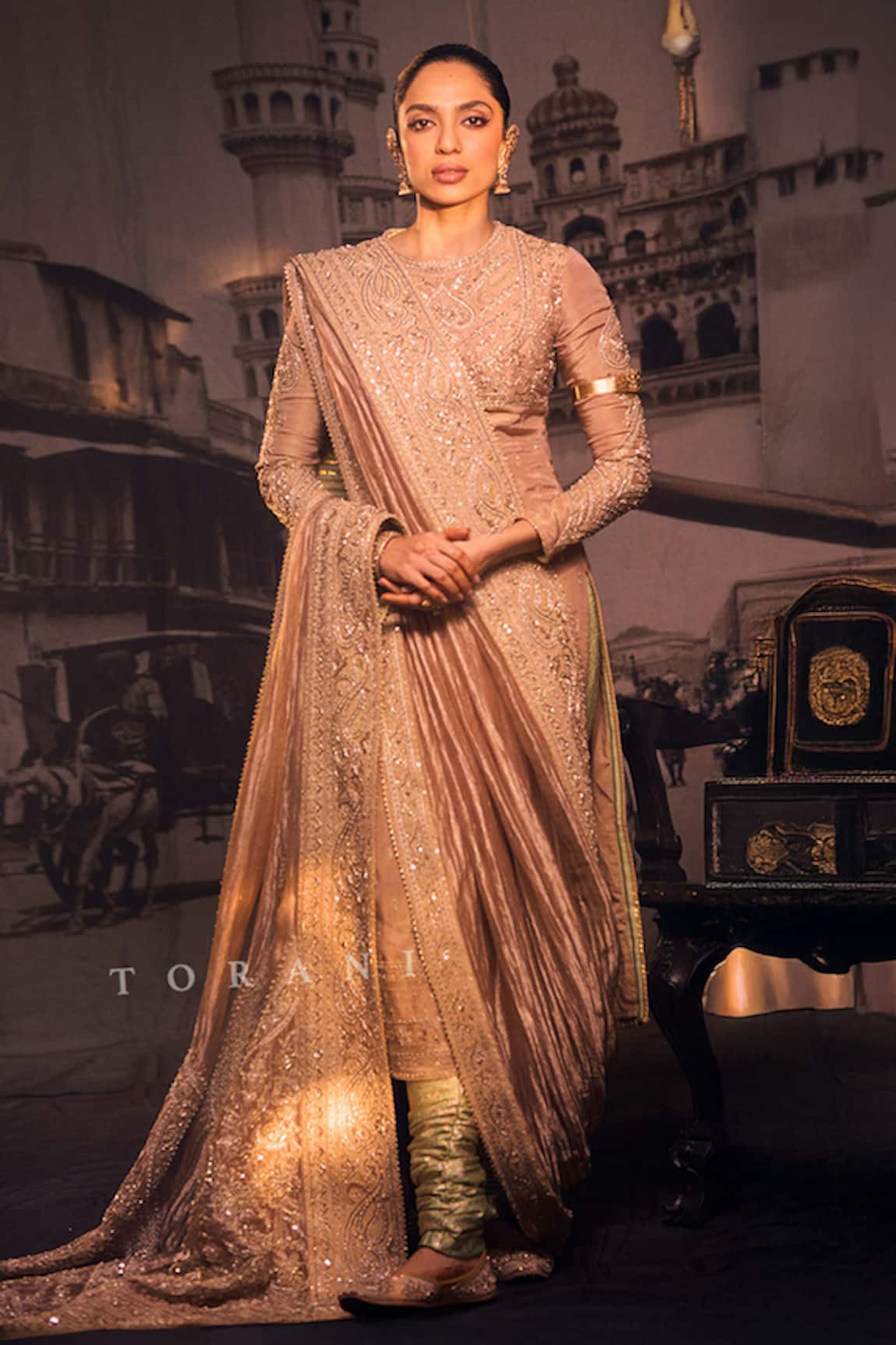 Torani Talai Jahaanaara Khada Kurta Set 