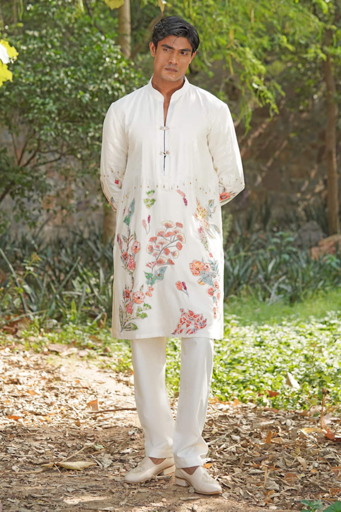 Soniya G Ivory Floral Embroidered Kurta & Pant Set 