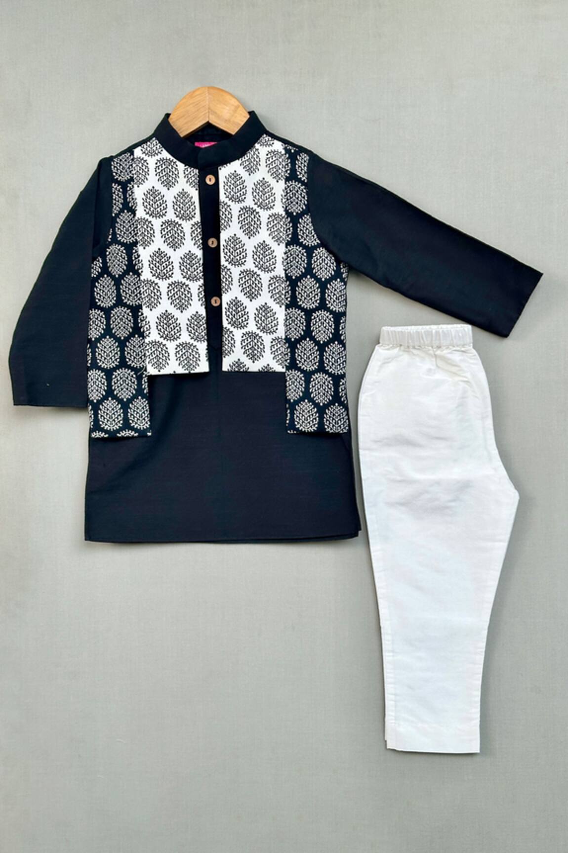 Label Neeti Black Kurta Set with Printed Jacket 