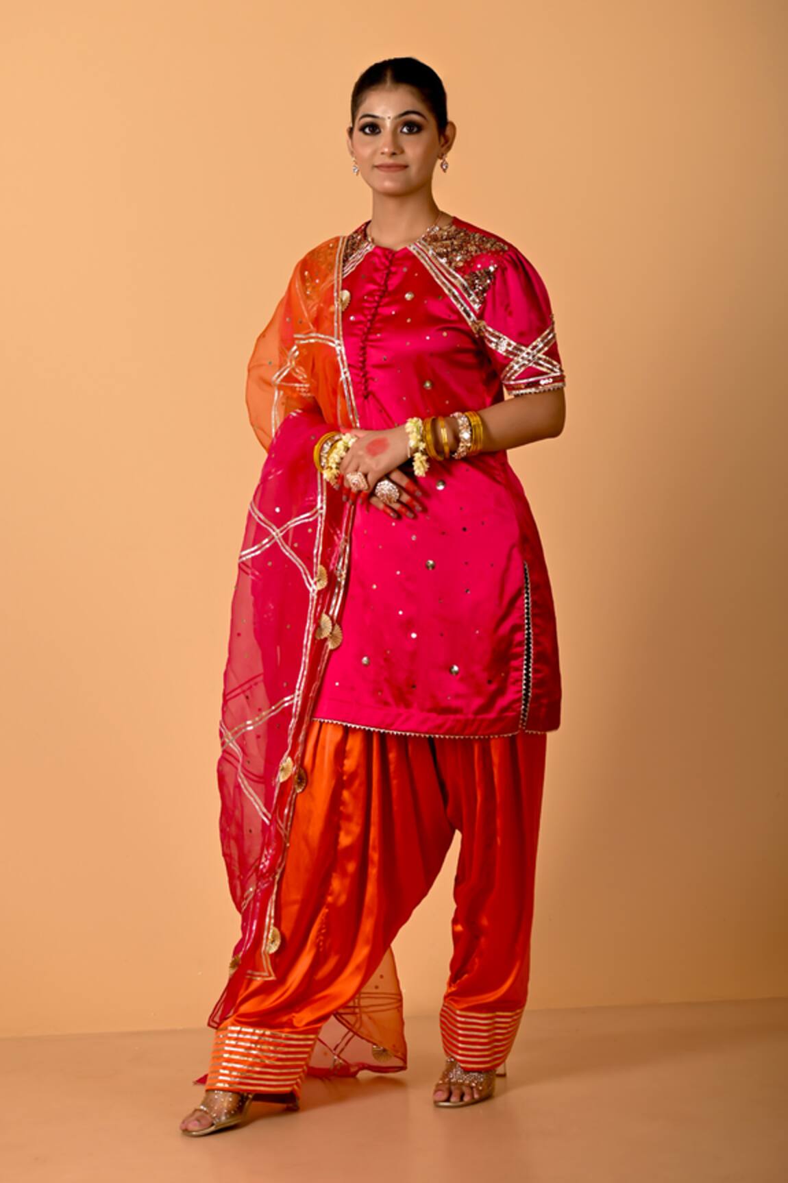 Mirkashi Fuschia Pink Hand Embroidered Kurta Set 