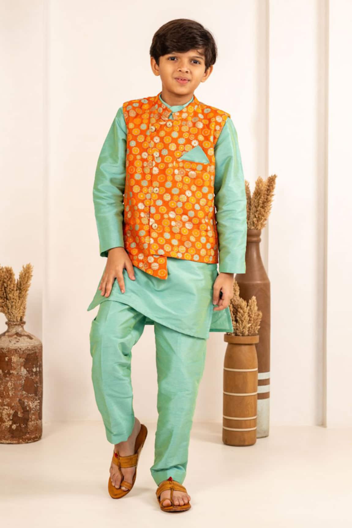 Jilmil Dreamwear Floral Digital Printed Bundi & Kurta Set 