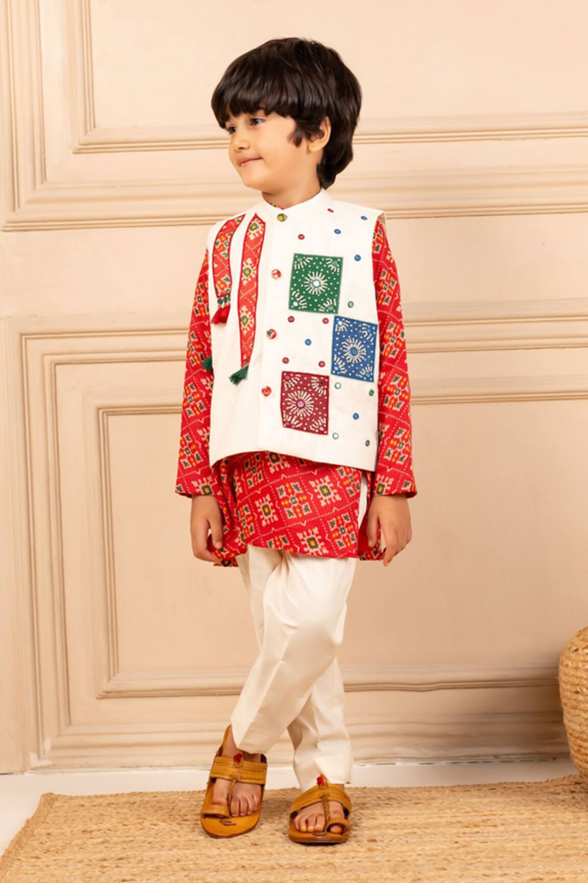 Jilmil Dreamwear Floral Digital Printed Bundi & Kurta Set 
