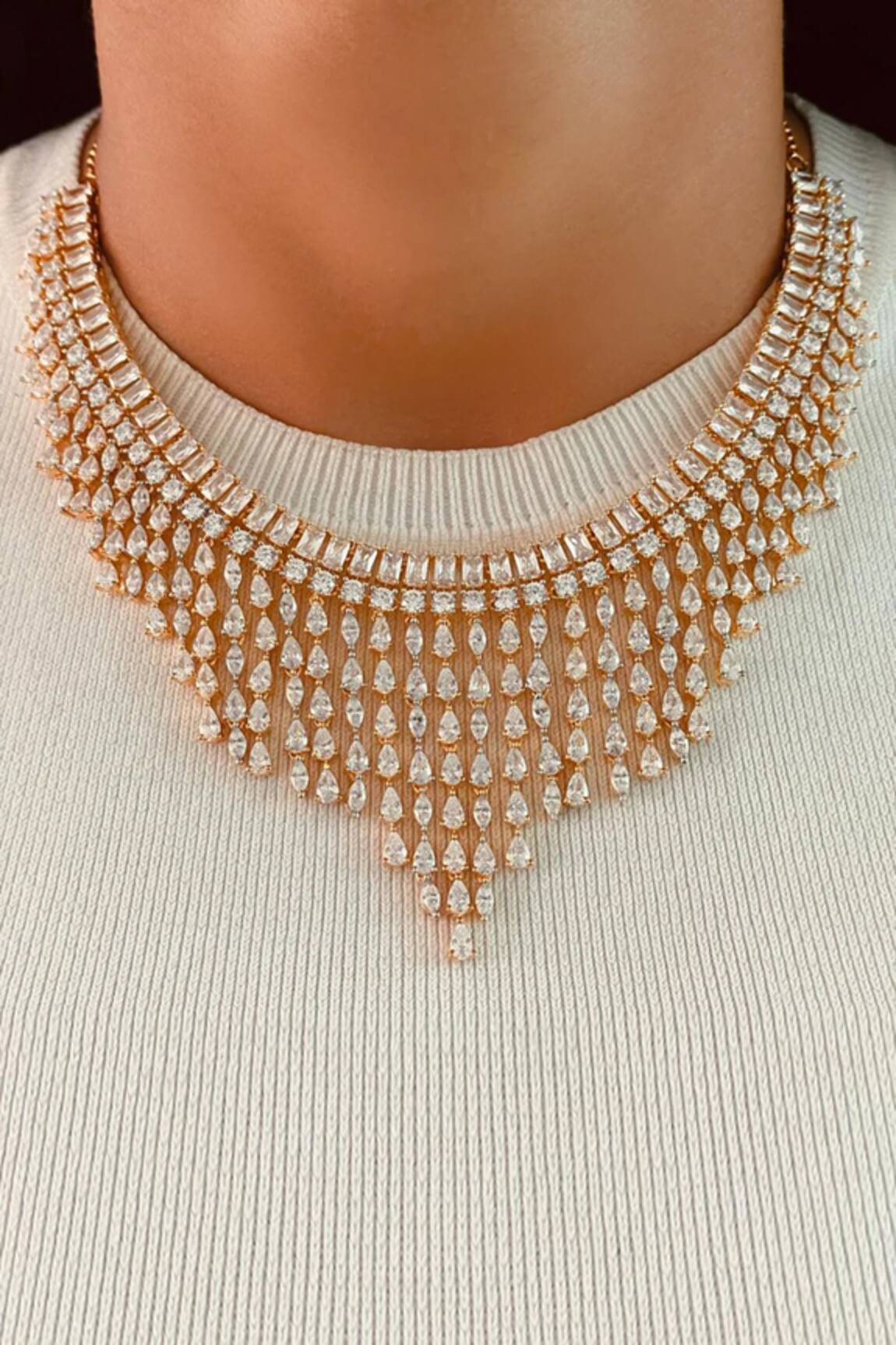 Prerto Golden Droplets Necklace Set 