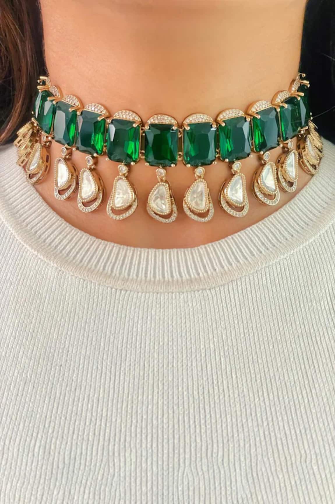 Prerto Emerald Polki Drop Diamond Necklace Set 