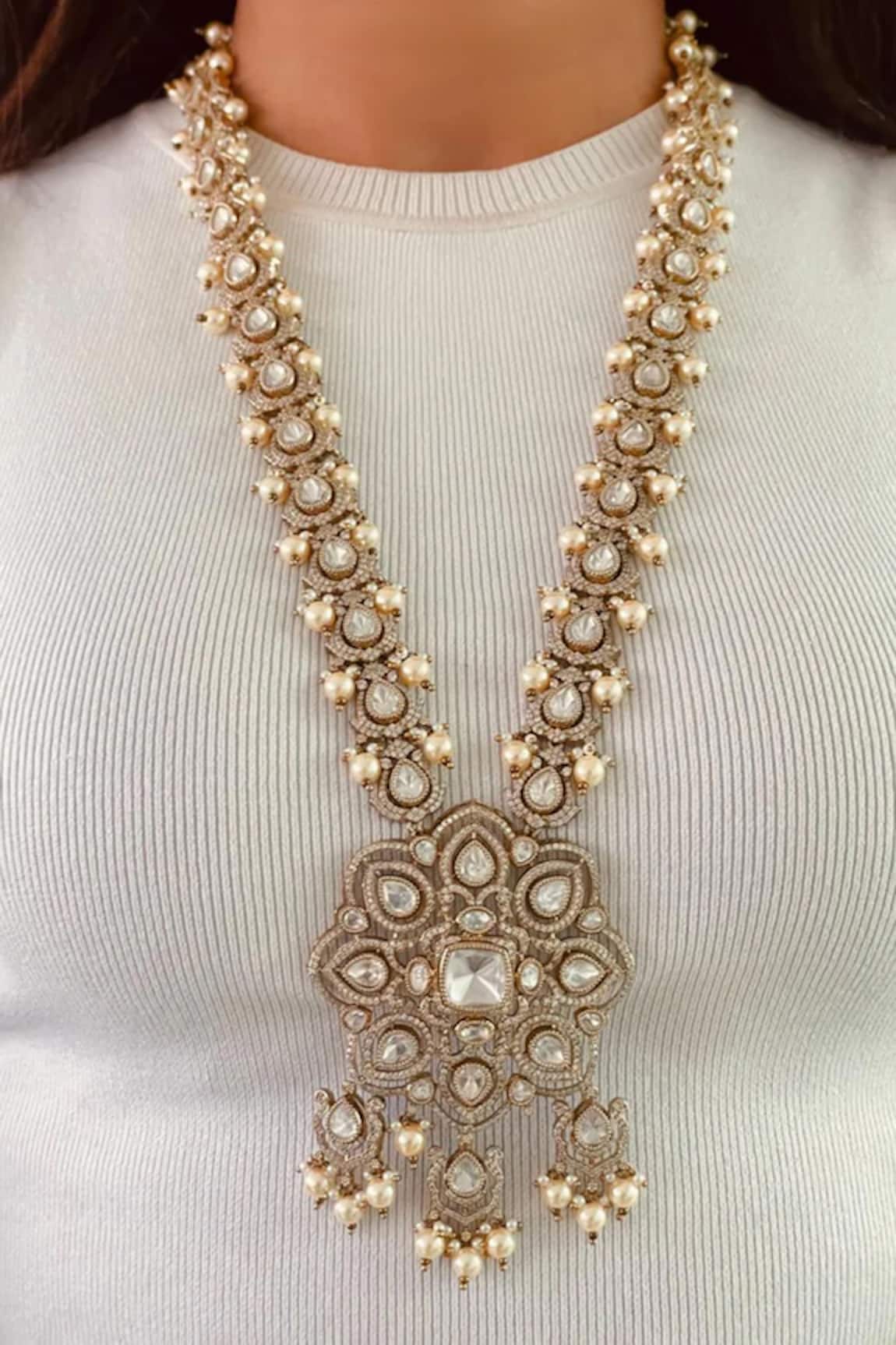 Prerto Floral Victorian Finish Pearl Kundan Necklace Set 